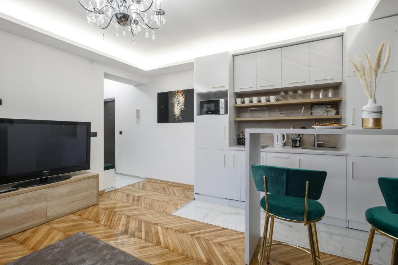 Jednosobni Apartman Ted - One Bedroomed Apartment Ted Sajmiste Ngoại thất bức ảnh